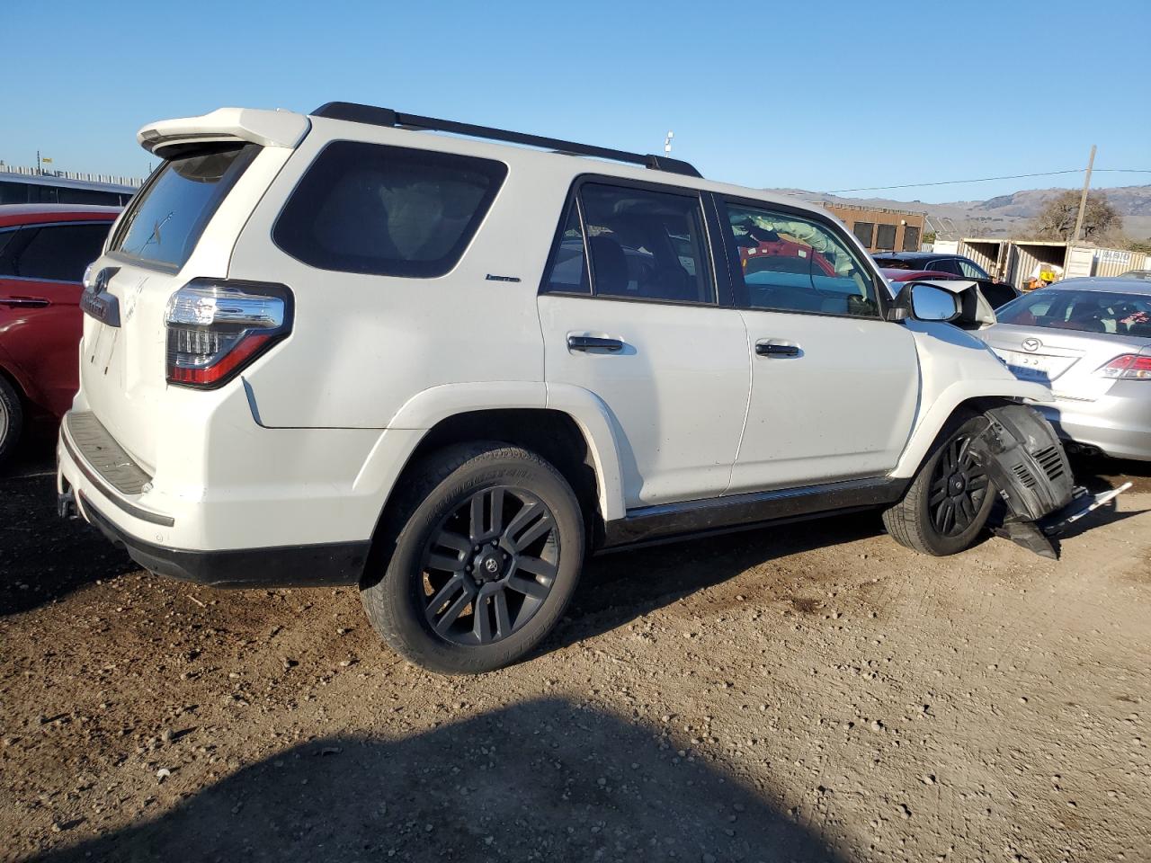 2021 Toyota 4Runner VIN JTEJU5JR1M5963755 Copart auction photo, front end damage thumbnail 3
