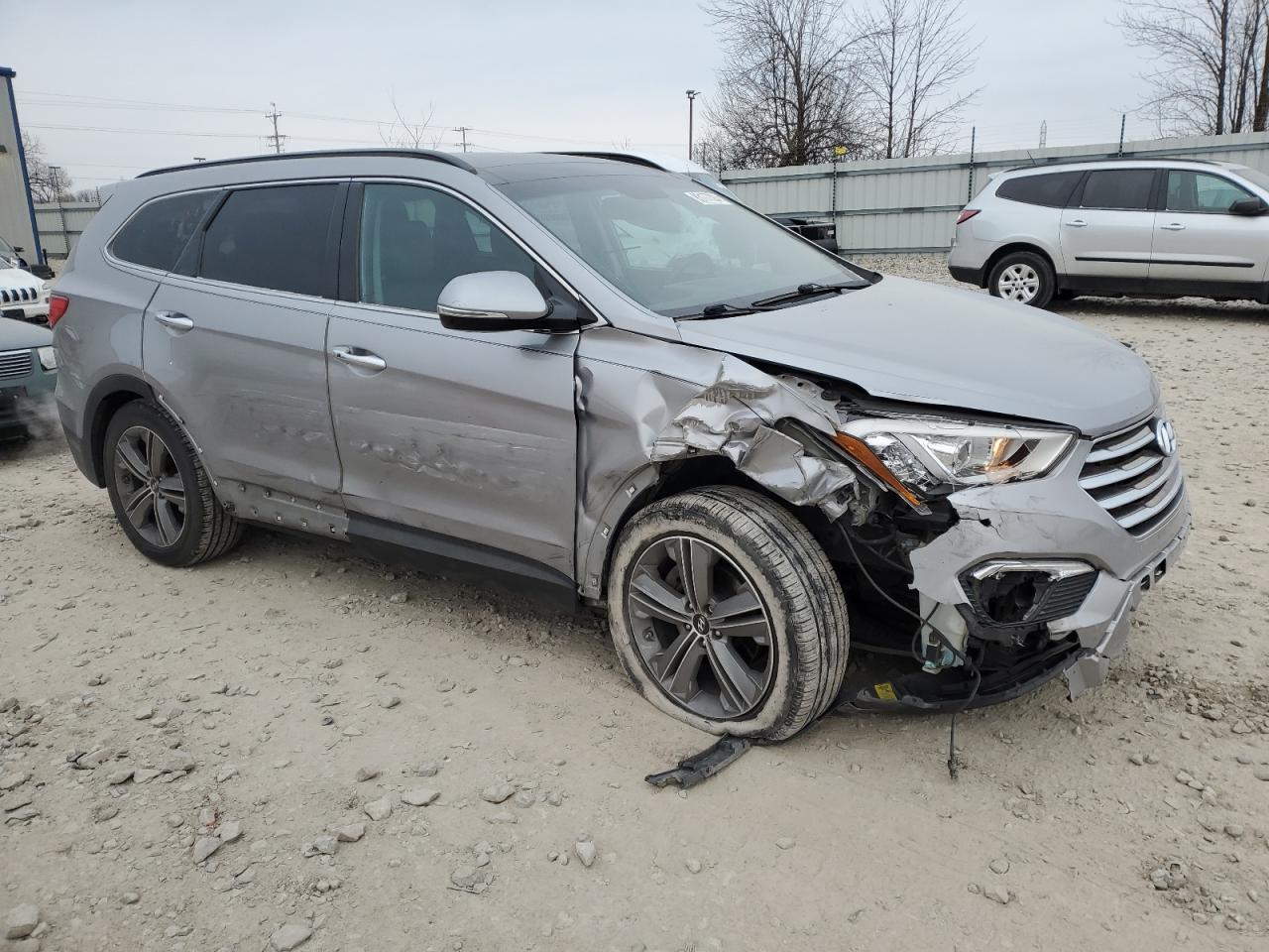 2016 Hyundai Santa Fe VIN KM8SR4HF1GU139518 Copart auction photo, front end / side damage thumbnail 4