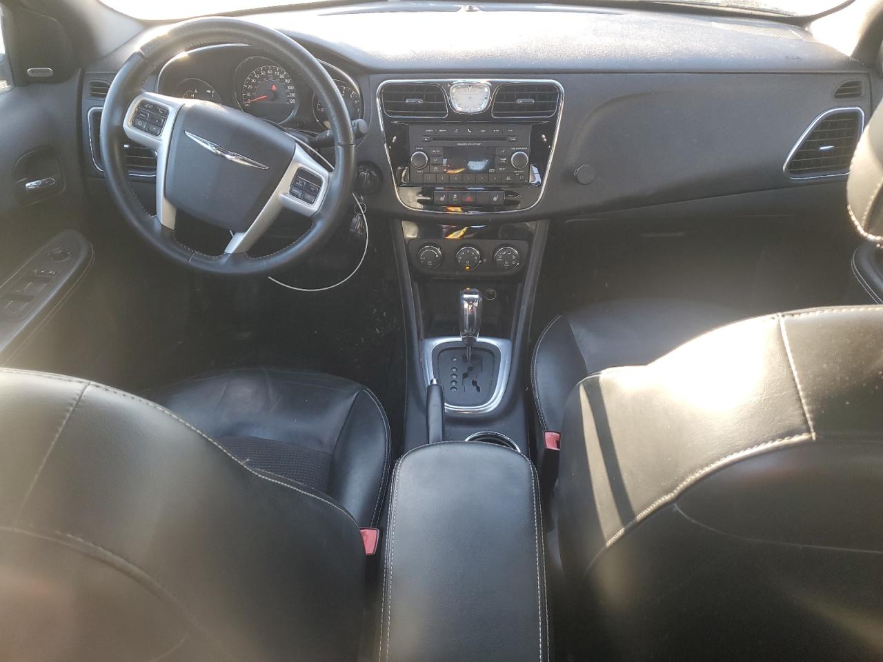 2014 Chrysler 200 VIN 1C3CCBCG5EN103373 Copart auction photo, front end / minor dent/scratches damage thumbnail 8