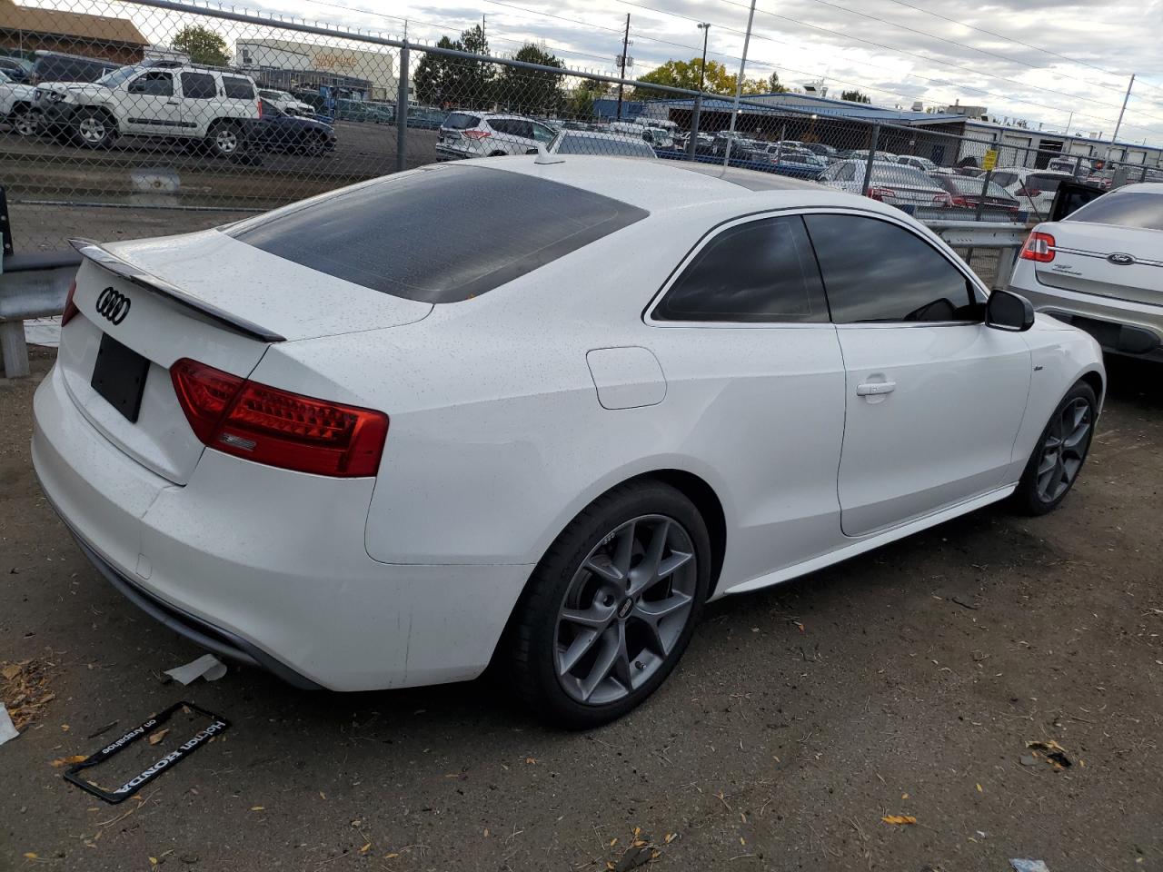 2016 Audi A5 VIN WAUD2AFR0GA010553 Copart auction photo, front end / side damage thumbnail 3