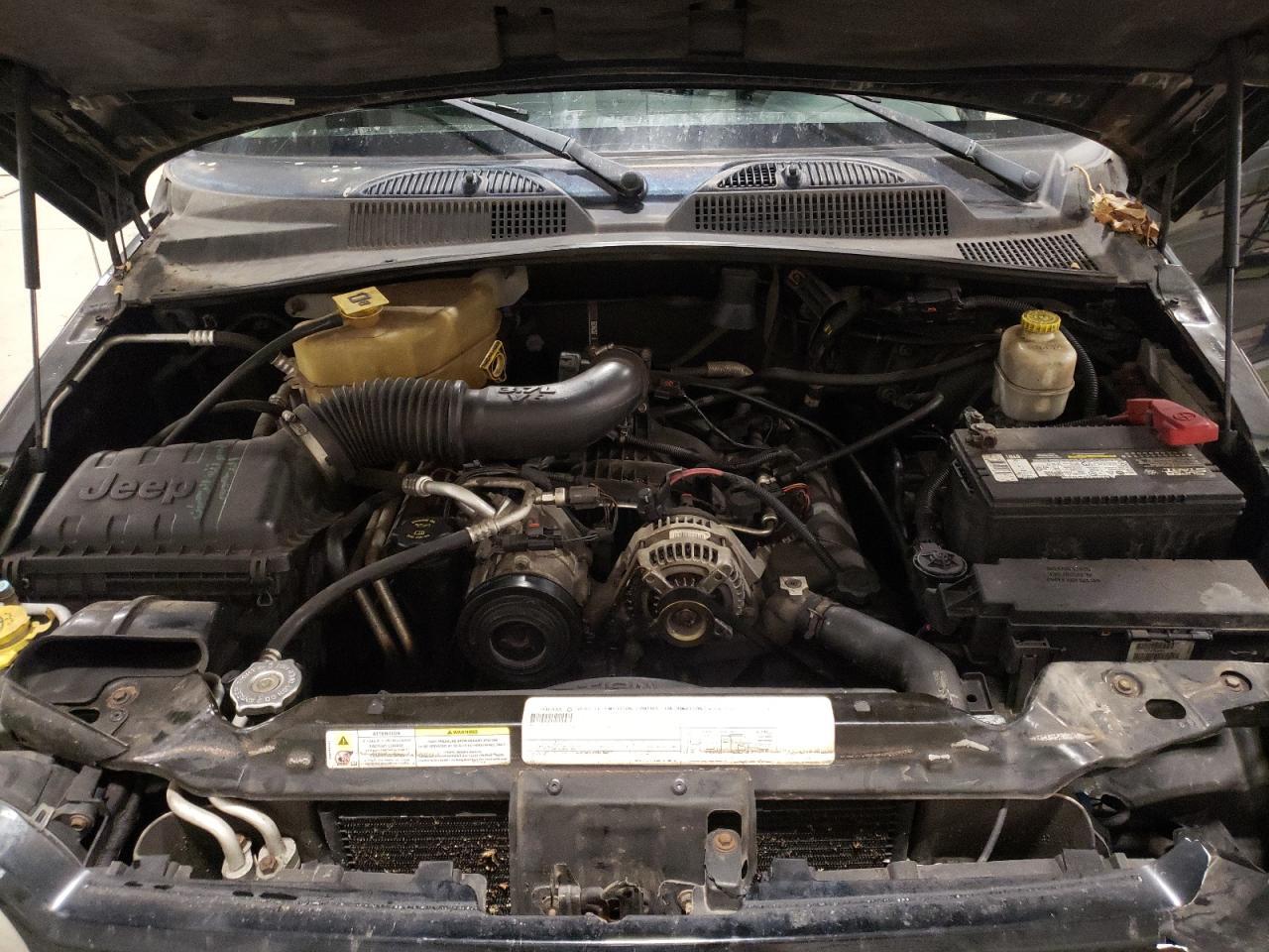 2007 Jeep Liberty (North America) VIN 1J4GL48KX7W500879 Copart auction photo, front end / side damage thumbnail 12