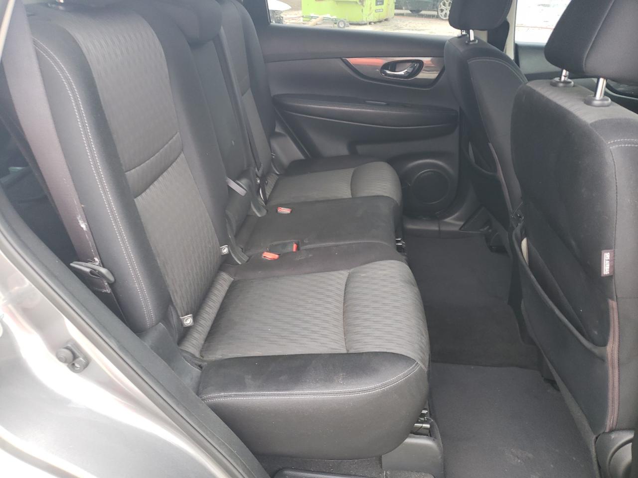 2017 Nissan Rogue VIN JN8AT2MV2HW277923 Copart auction photo, side / front end damage thumbnail 11