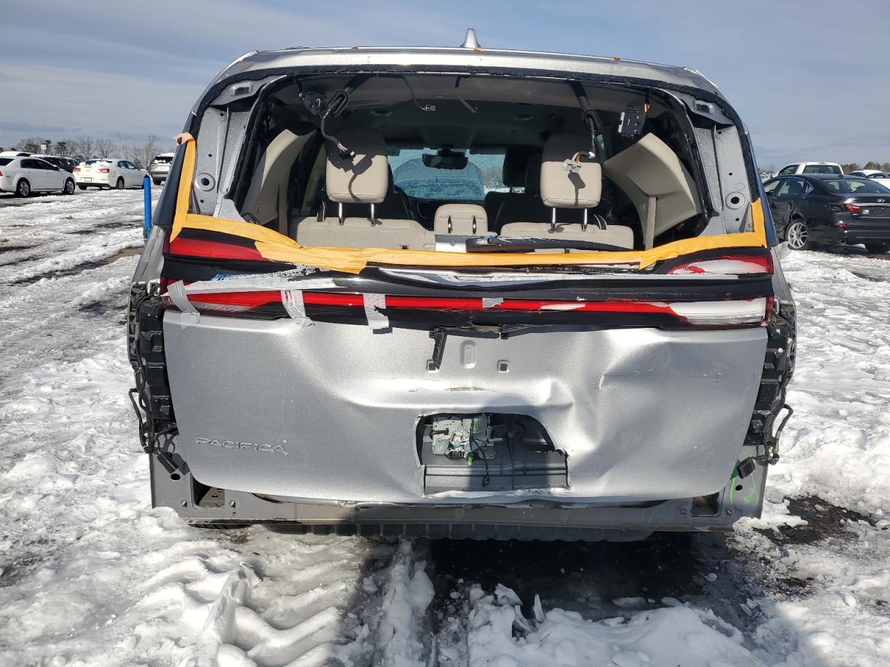 2021 Chrysler Pacifica VIN 2C4RC1BG1MR521514 Copart auction photo, rear end / undercarriage damage thumbnail 6