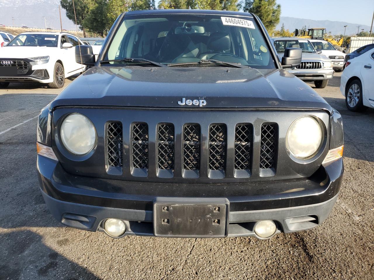 2011 Jeep Liberty (Patriot) VIN 1J4NT4GB5BD195191 Copart auction photo, rear end damage thumbnail 5