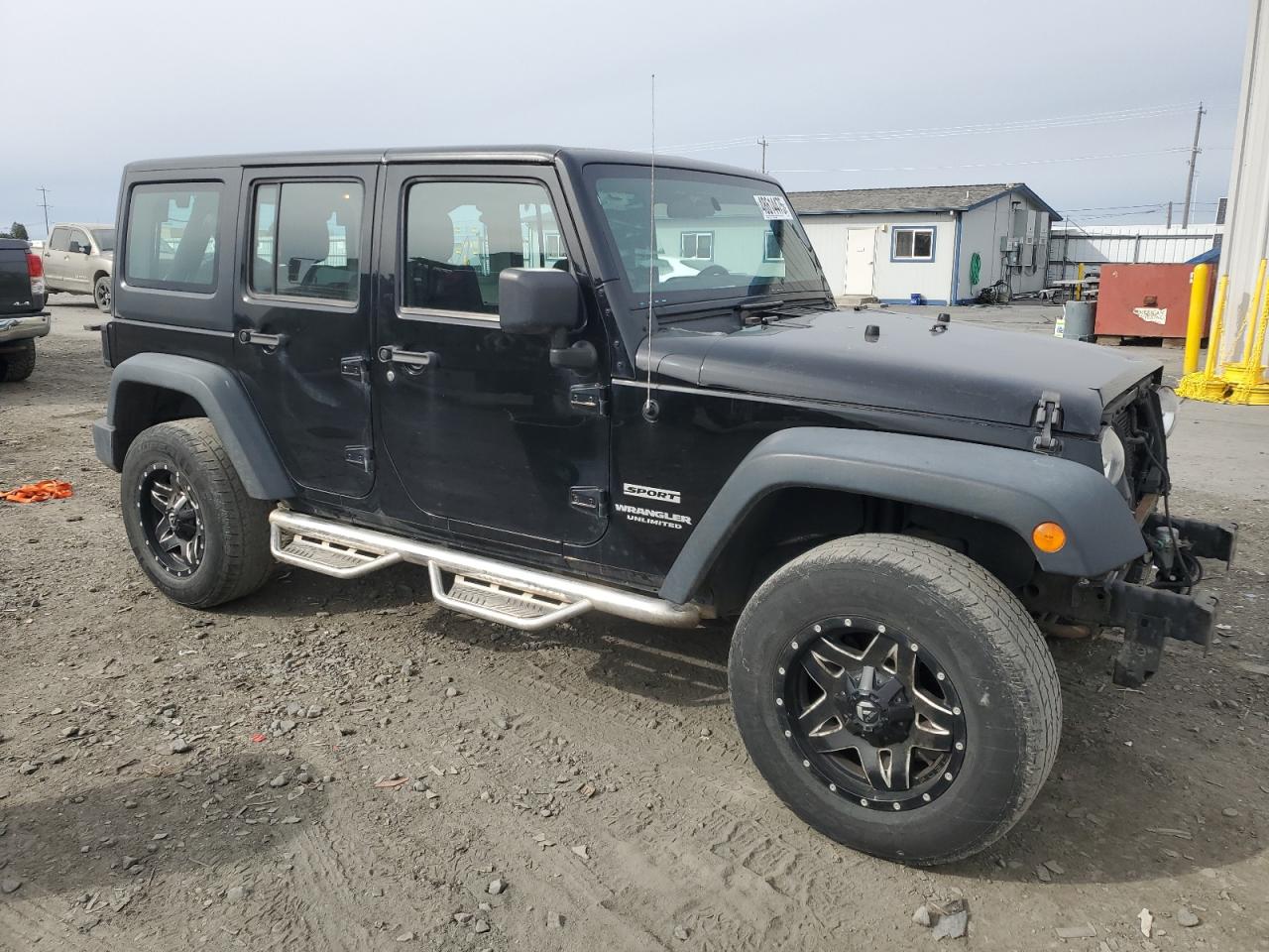 2013 Jeep Wrangler VIN 1C4BJWDG6DL701002 Copart auction photo, front end / side damage thumbnail 4