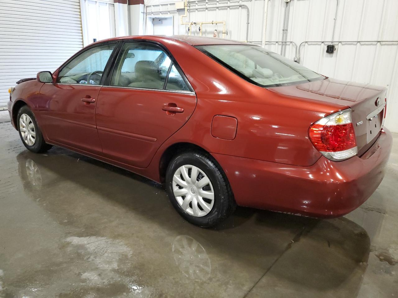 2005 Toyota Camry VIN 4T1BE32K95U419034 Copart auction photo, front end damage thumbnail 2