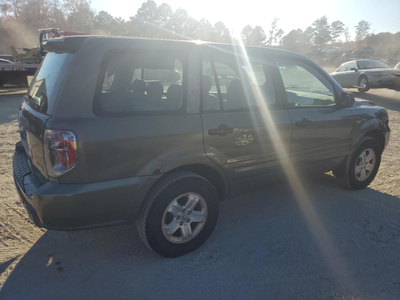 2007 Honda Pilot VIN 2HKYF18187H500022 Copart auction photo, rear end / minor dent/scratches damage thumbnail 3