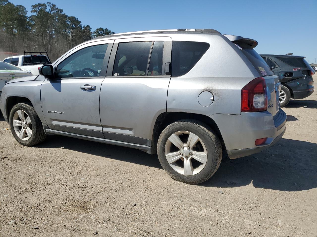 2017 Jeep Compass VIN 1C4NJDBB0HD144774 Copart auction photo, mechanical damage thumbnail 2