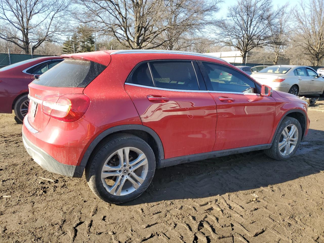 2018 Mercedes-Benz GLA-klasse VIN WDCTG4GB5JJ531157 Copart auction photo, front end / minor dent/scratches damage thumbnail 3