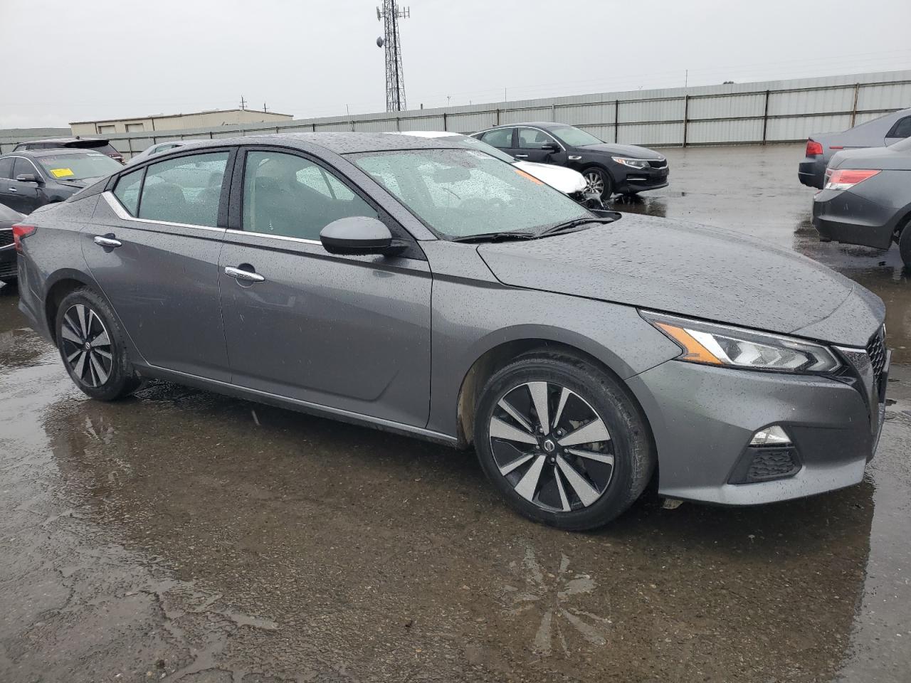2021 Nissan Altima VIN 1N4BL4DV6MN346582 Copart auction photo, vandalism / all over damage thumbnail 4