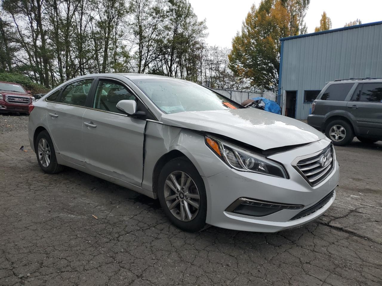 2015 Hyundai Sonata VIN 5NPE24AA1FH131352 Copart auction photo, front end / side damage thumbnail 4