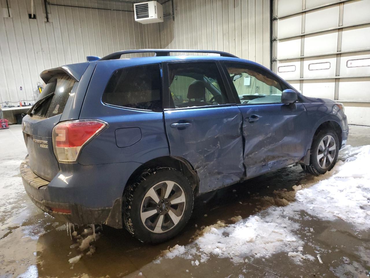 2017 Subaru Forester VIN JF2SJAEC4HH528752 Copart auction photo, side / front end damage thumbnail 3