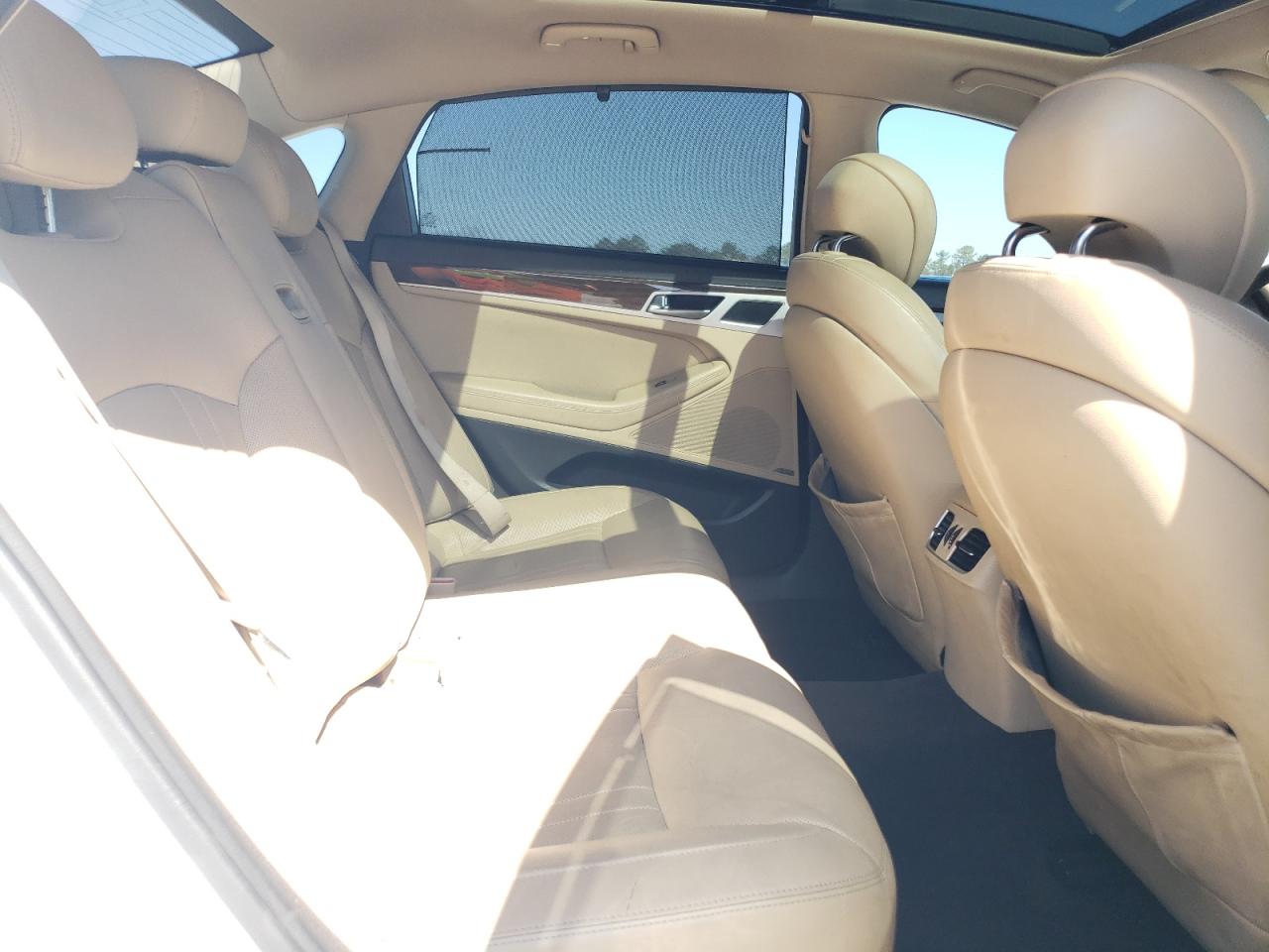 2015 Hyundai Genesis VIN KMHGN4JE6FU032949 Copart auction photo, front end / minor dent/scratches damage thumbnail 10