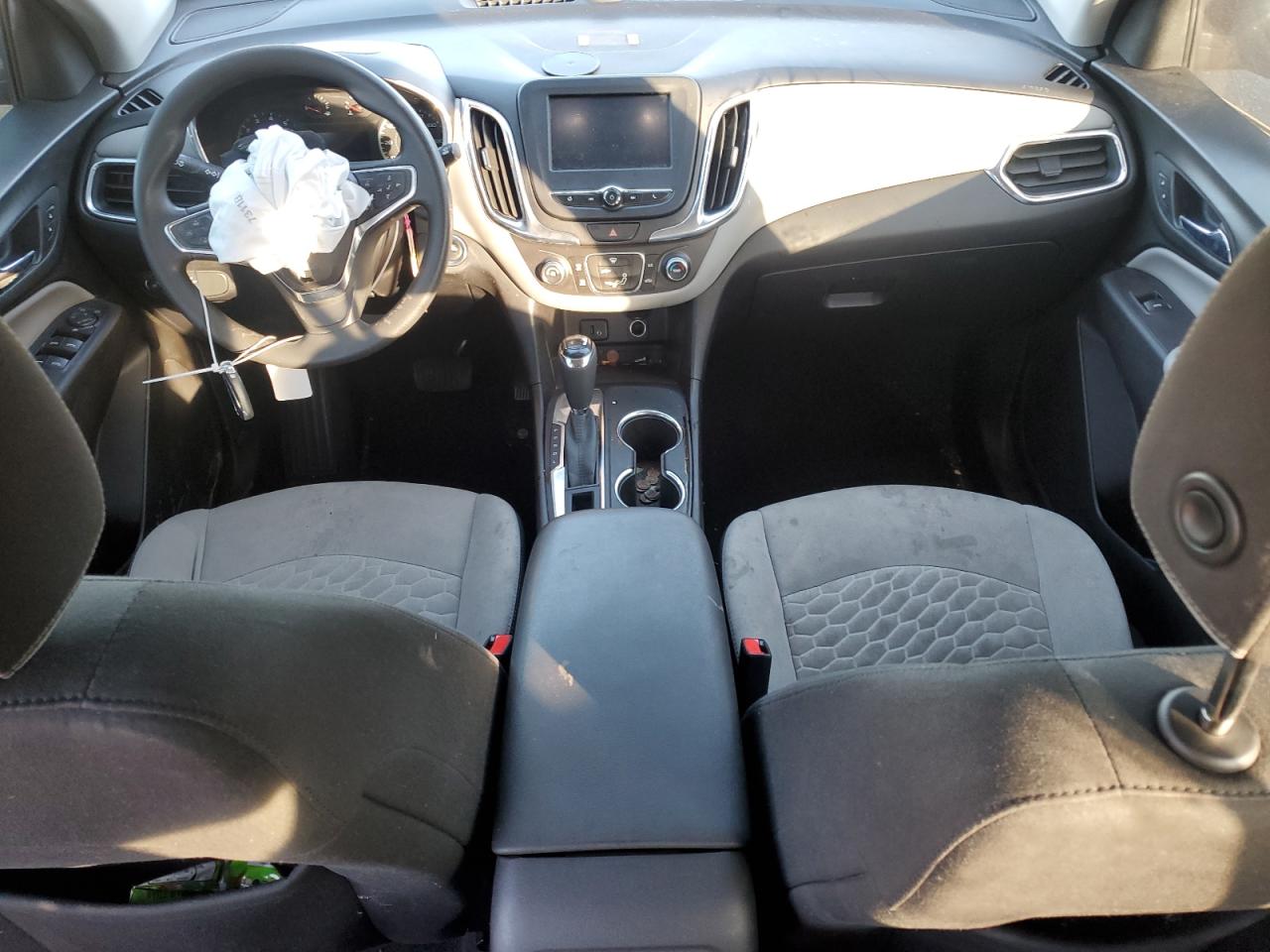 2018 Chevrolet Equinox VIN 2GNAXHEV5J6175962 Copart auction photo, front end / minor dent/scratches damage thumbnail 8