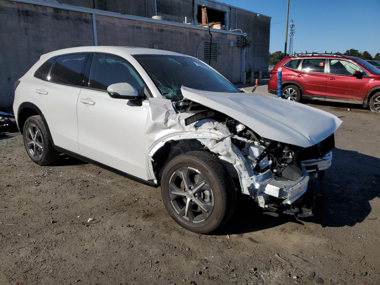 2024 Honda HR-V VIN 3CZRZ1H73RM761789 Copart auction photo, front end / minor dent/scratches damage thumbnail 4