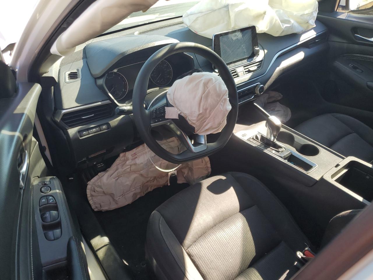2019 Nissan Altima VIN 1N4BL4BV0KC133378 Copart auction photo, all over damage thumbnail 8