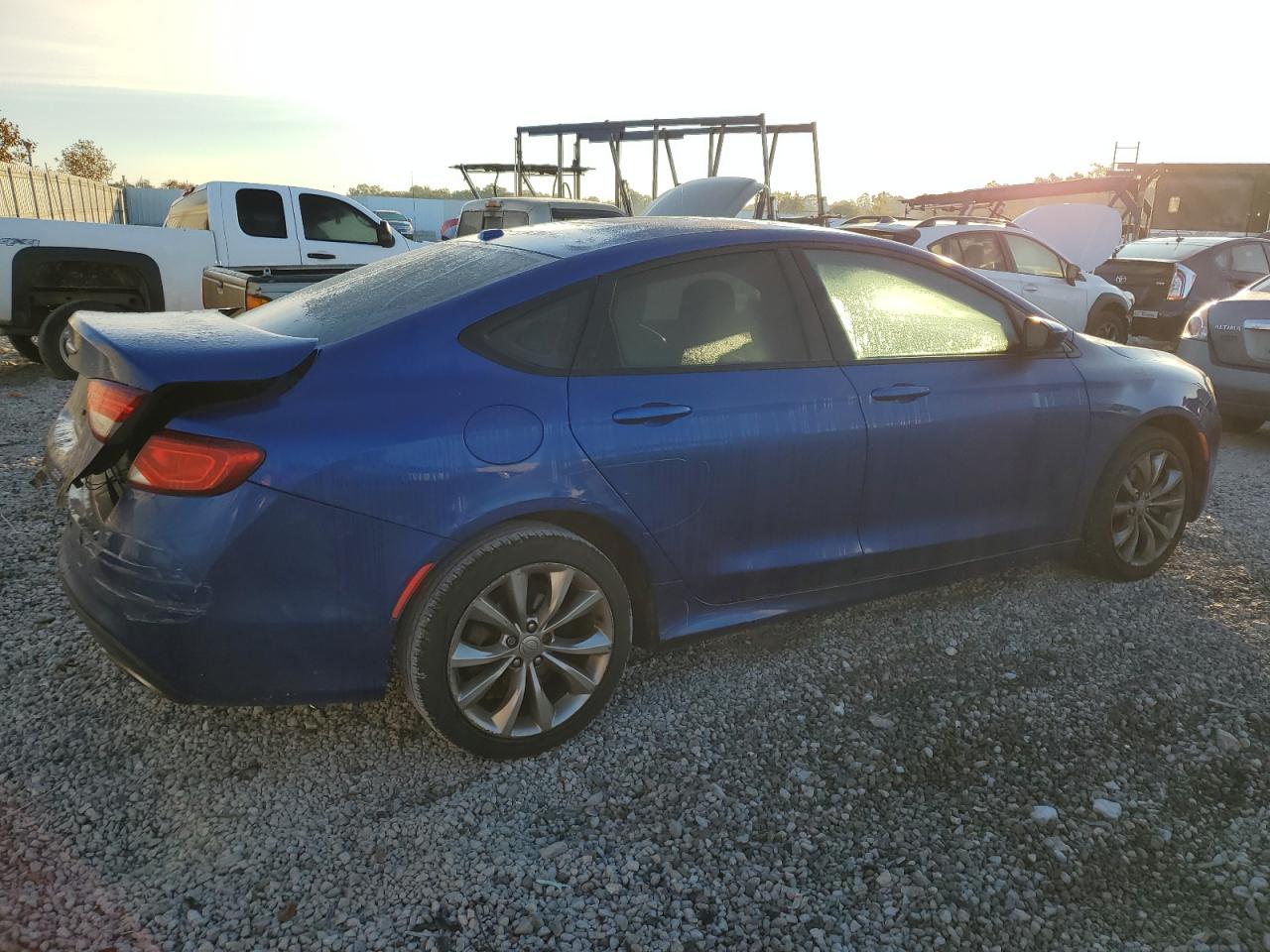 2015 Chrysler 200 VIN 1C3CCCBB9FN712379 Copart auction photo, rear end damage thumbnail 3