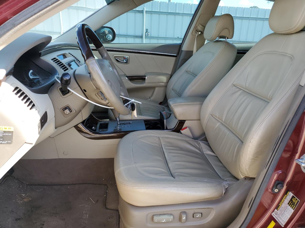 2010 Hyundai Azera VIN KMHFC4DF7AA451215 Copart auction photo, front end damage thumbnail 7
