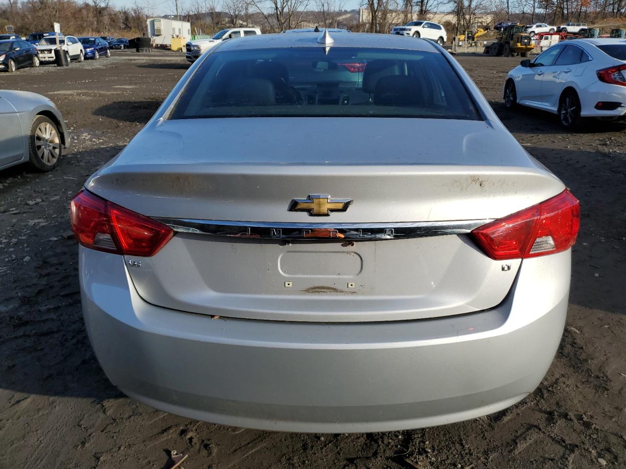 2018 Chevrolet Impala VIN 2G1105S37J9122038 Copart auction photo, front end / minor dent/scratches damage thumbnail 6