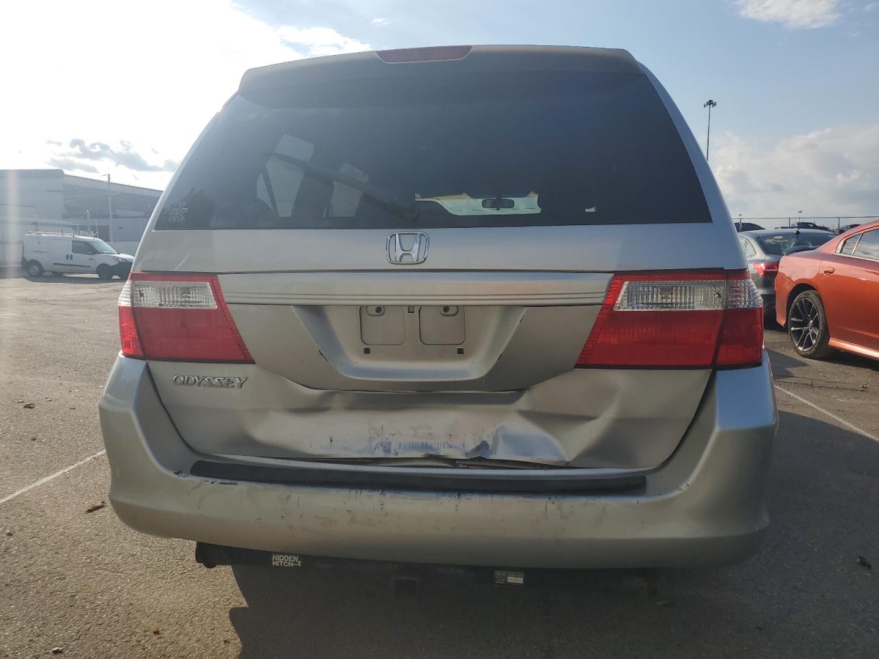 2006 Honda Odyssey VIN 5FNRL38426B443669 Copart auction photo, minor dent/scratches damage thumbnail 6