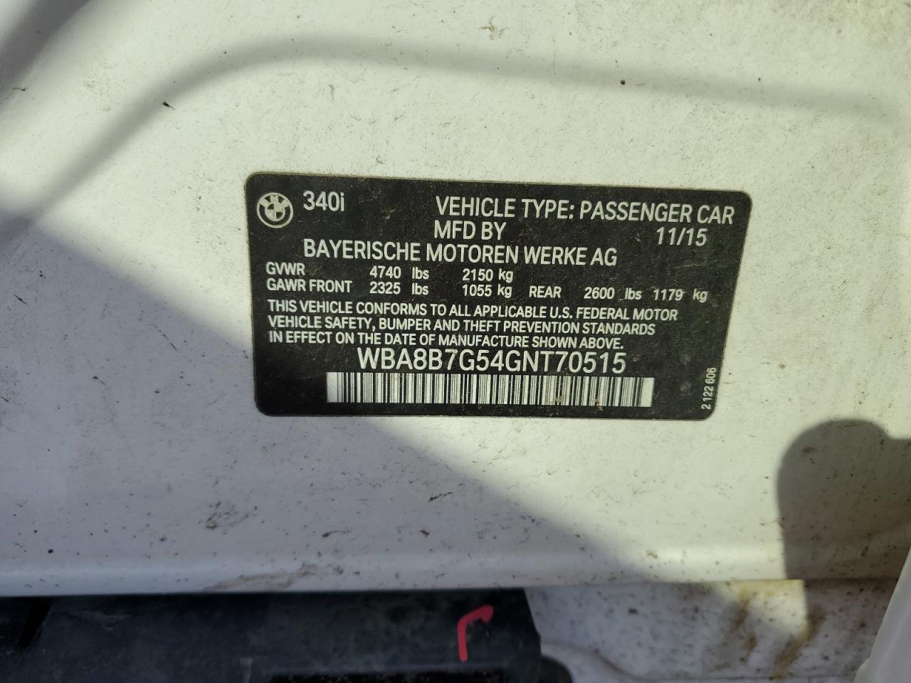 2016 BMW 3er VIN WBA8B7G54GNT70515 Copart auction photo, all over damage thumbnail 12
