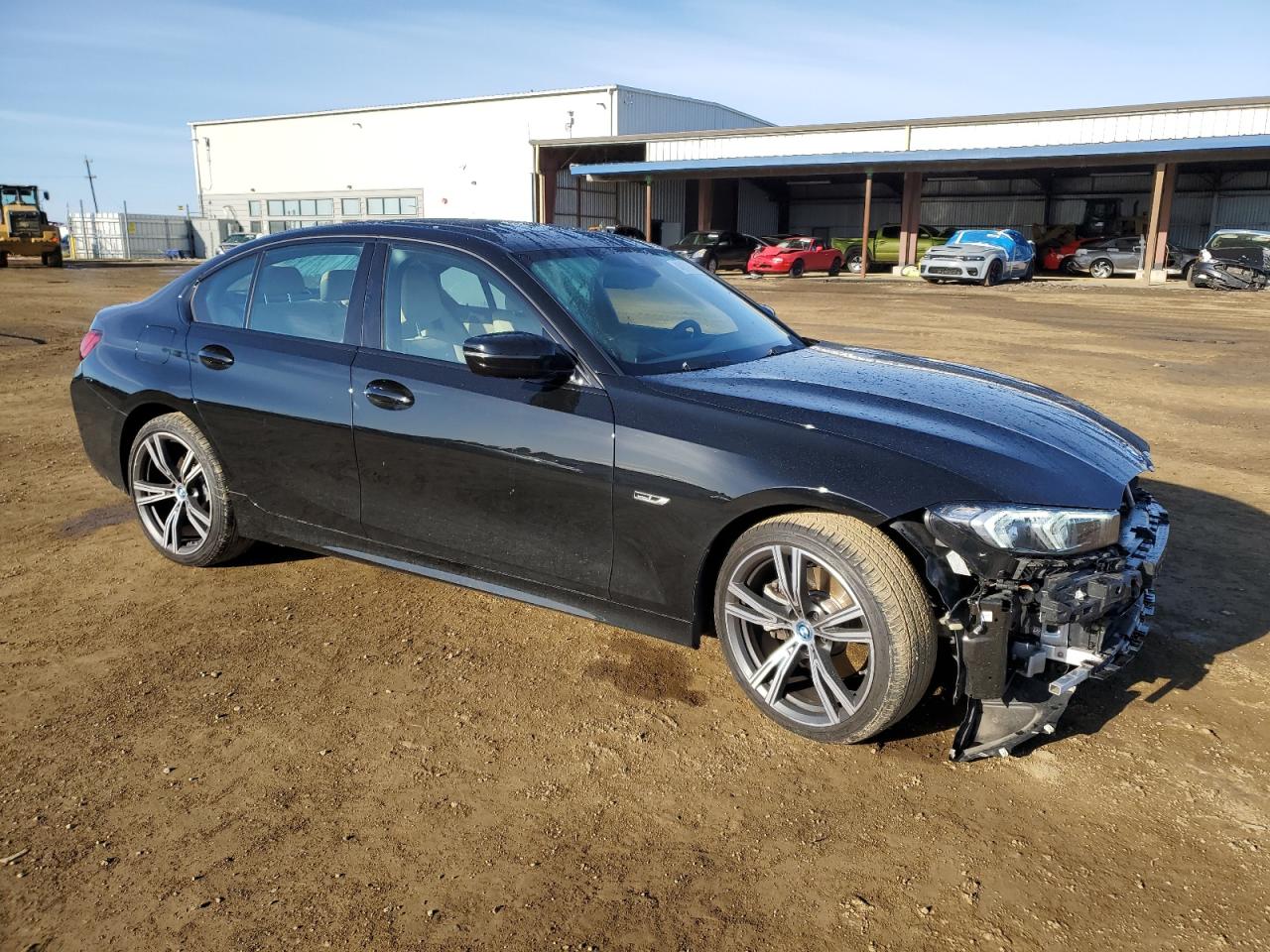 2023 BMW 3er VIN 3MW39FF01P8D02035 Copart auction photo, front end damage thumbnail 4
