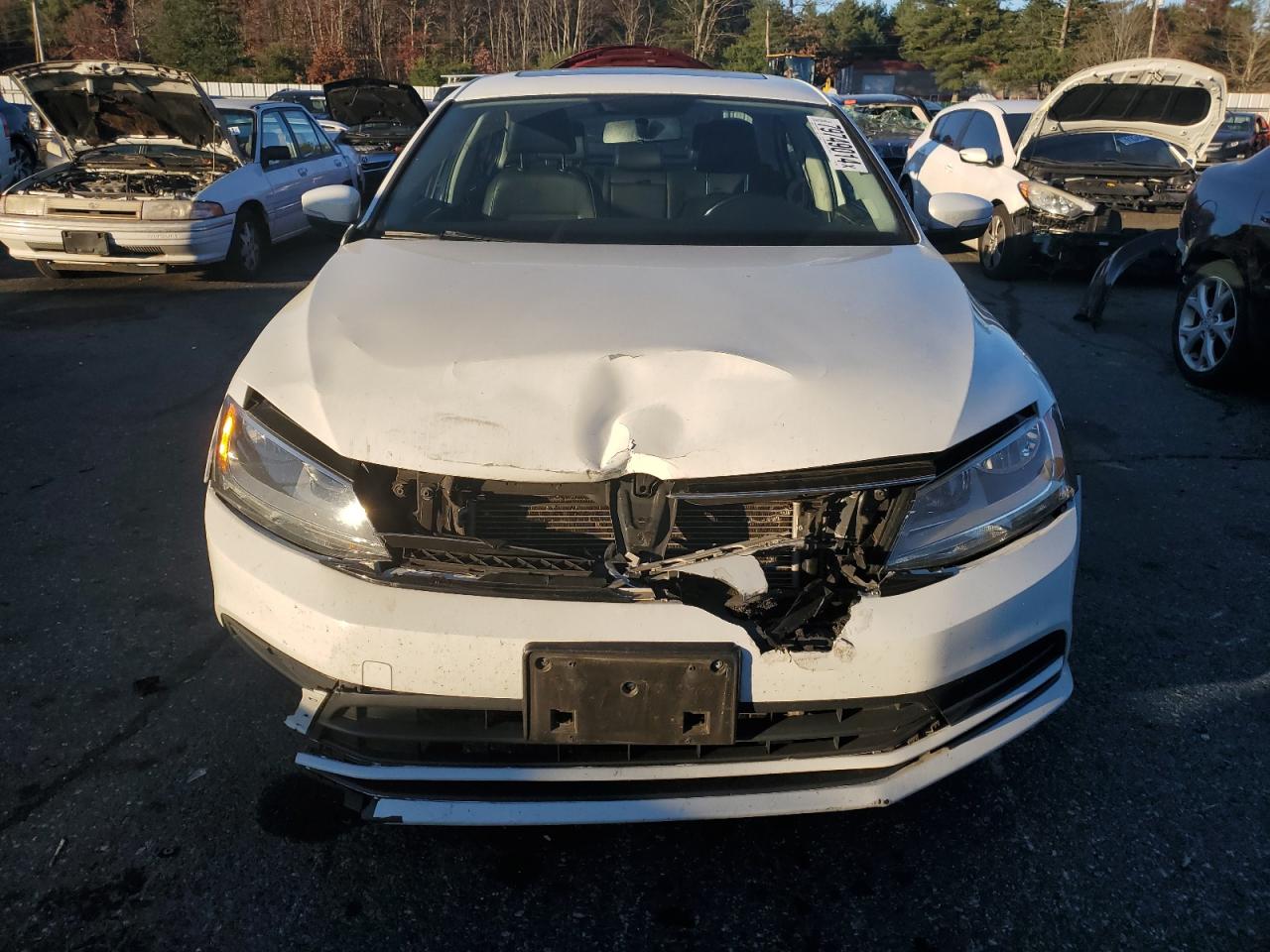 2016 Volkswagen Jetta VIN 3VWD67AJ8GM368141 Copart auction photo, front end / minor dent/scratches damage thumbnail 5