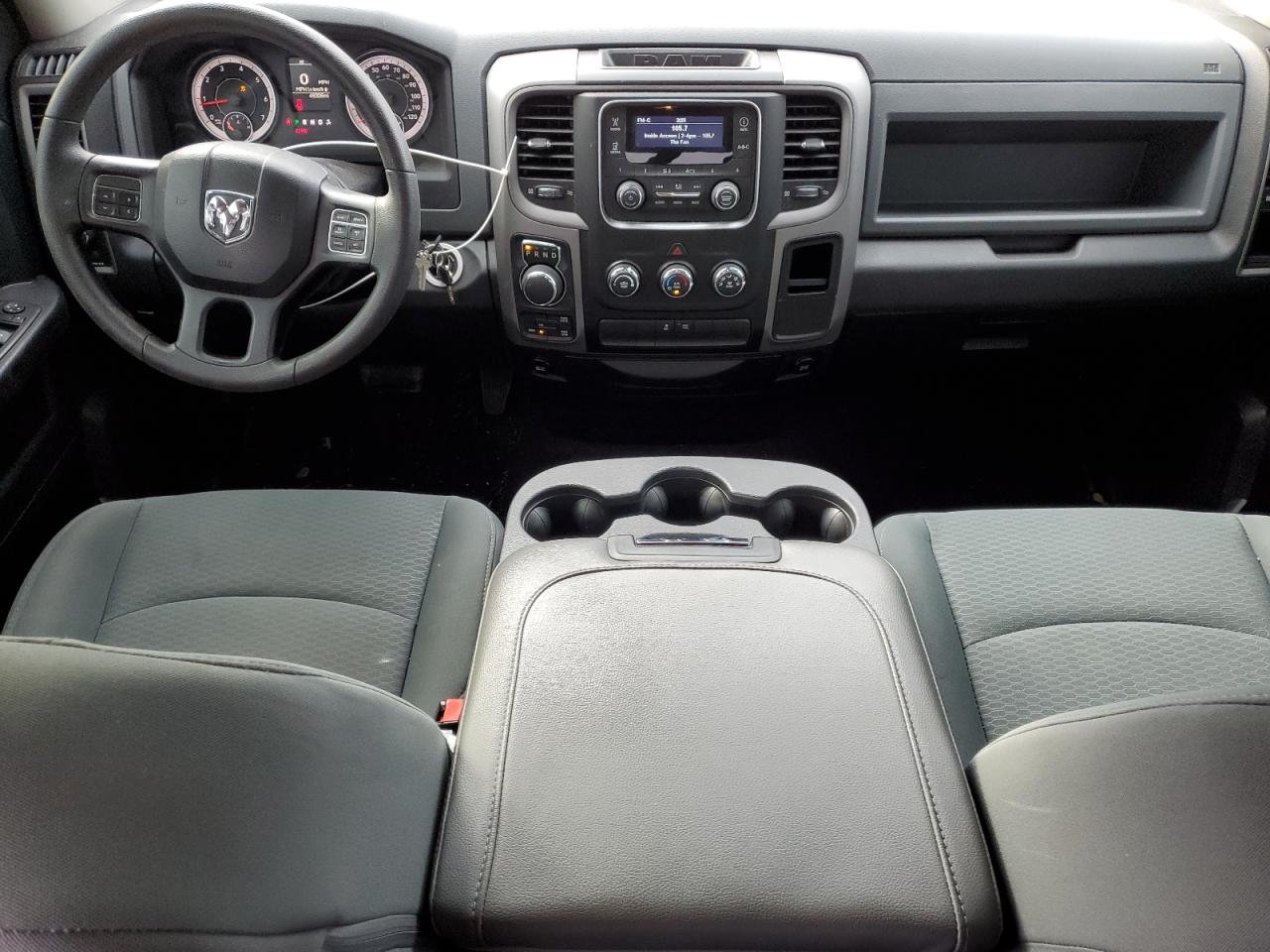 2016 RAM 1500 VIN 1C6RR7FT4GS123359 Copart auction photo, front end / minor dent/scratches damage thumbnail 8