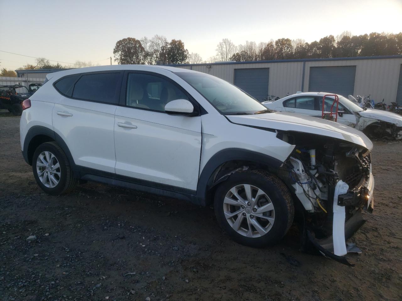 2019 Hyundai Tucson VIN KM8J23A49KU028064 Copart auction photo, front end damage thumbnail 4