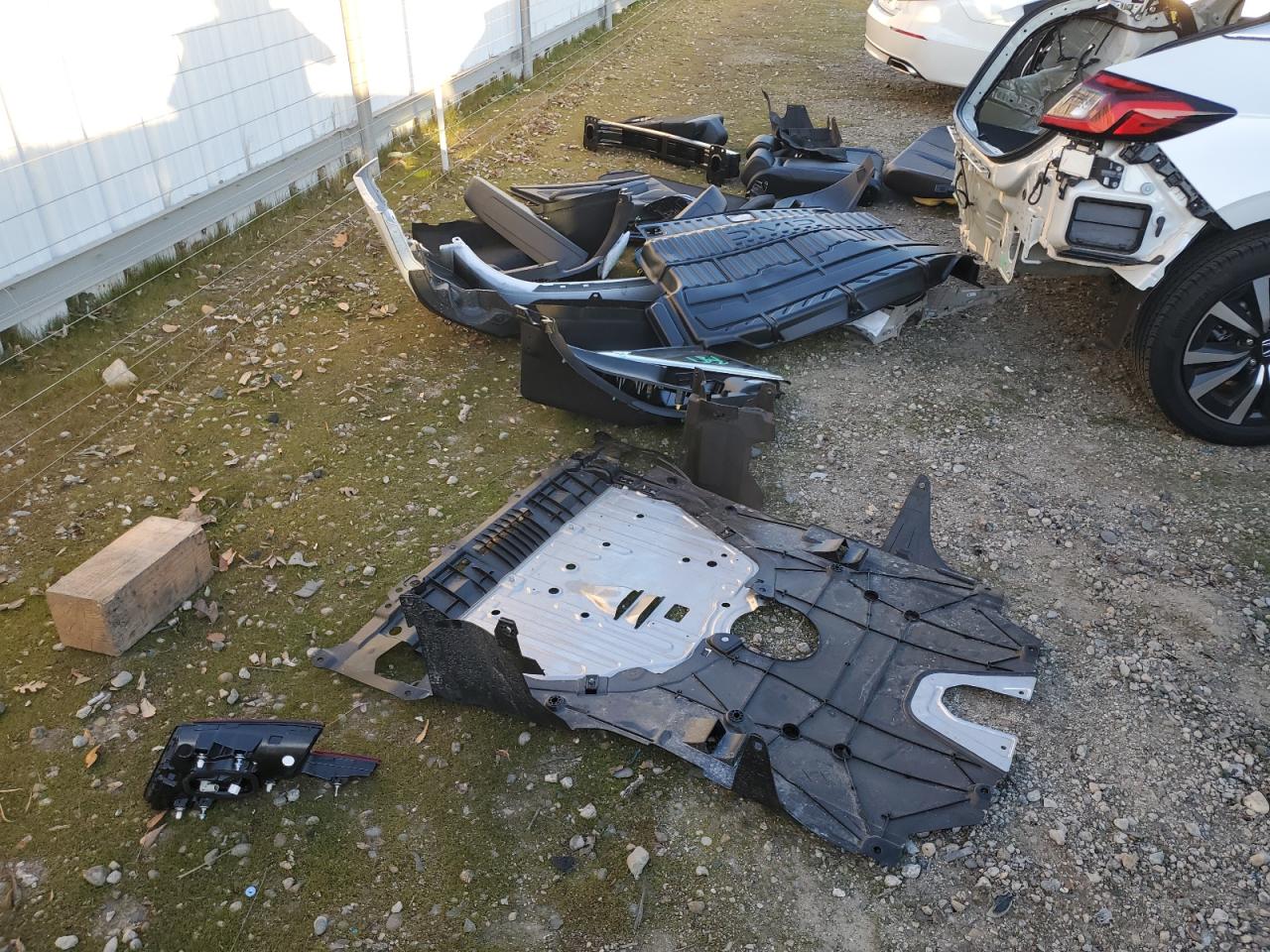 2024 Honda Civic VIN 19XFL1H71RE020819 Copart auction photo, rear end / side damage thumbnail 12