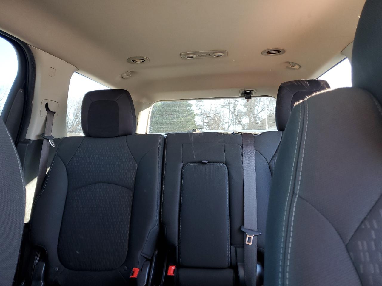 2015 GMC Acadia VIN 1GKKRNED4FJ330349 Copart auction photo, rear end / minor dent/scratches damage thumbnail 10