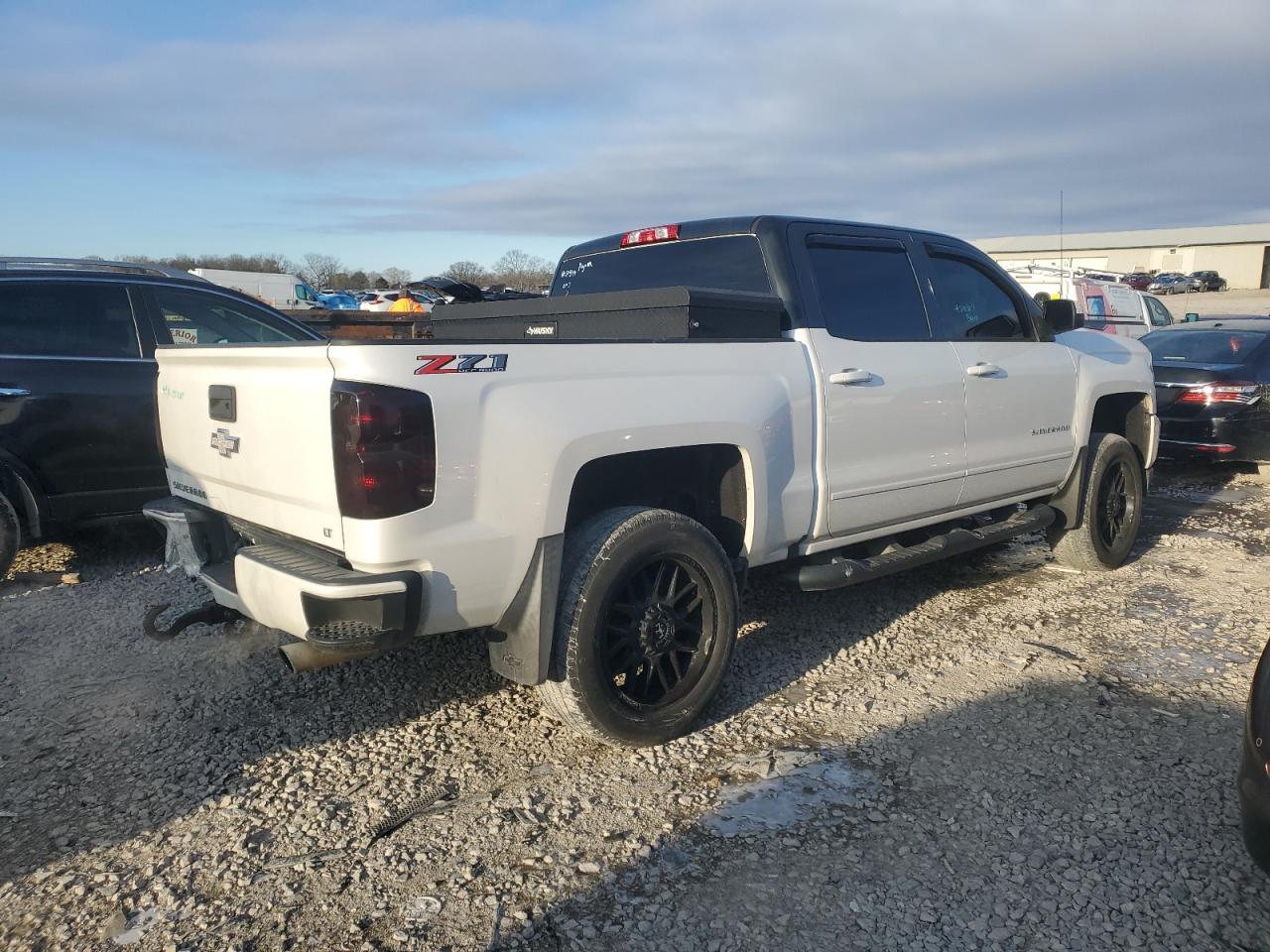 2018 Chevrolet Silverado VIN 3GCUKREC3JG598696 Copart auction photo, all over damage thumbnail 3