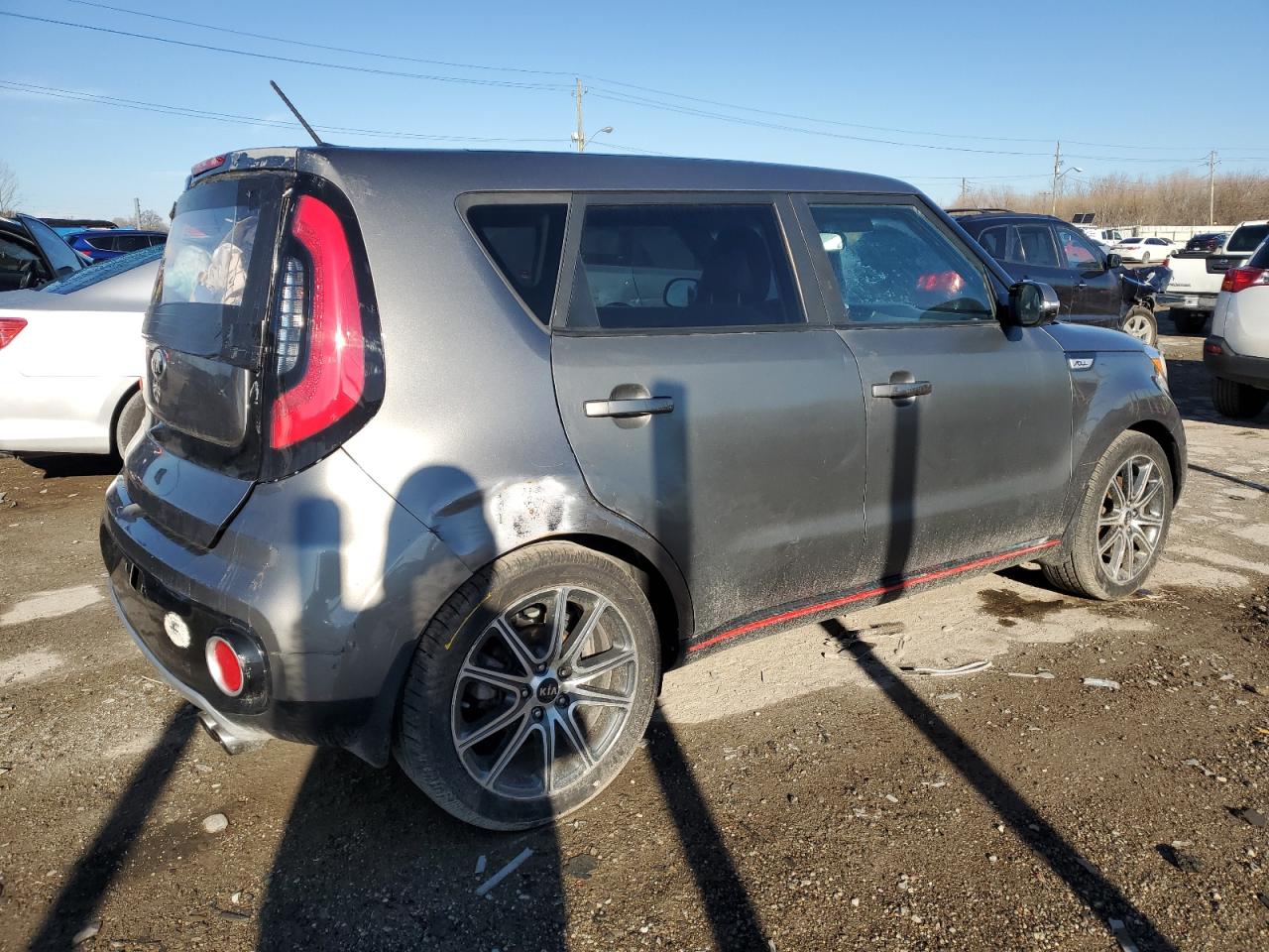 2017 KIA Soul VIN KNDJX3AA0H7485509 Copart auction photo, normal wear / rear end damage thumbnail 3