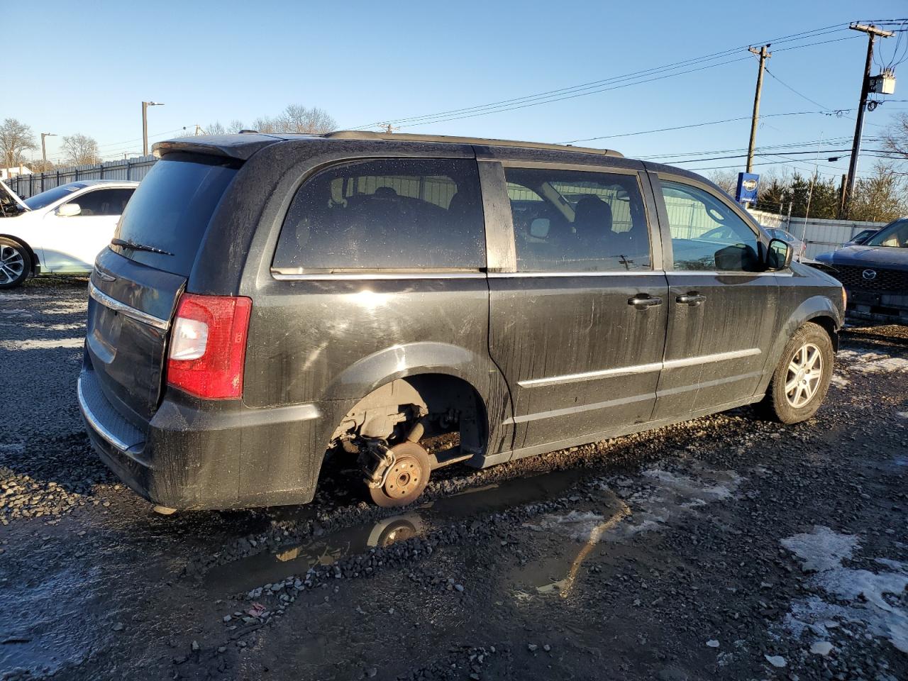 2012 Chrysler Town & Country VIN 2C4RC1BG0CR212910 Copart auction photo, rear end / front end damage thumbnail 3