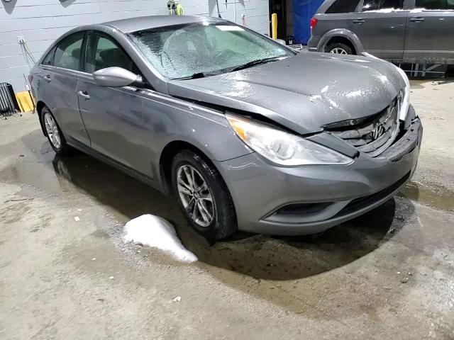 2013 Hyundai Sonata VIN 5NPEB4AC4DH648949 Copart auction photo, front end / minor dent/scratches damage thumbnail 13