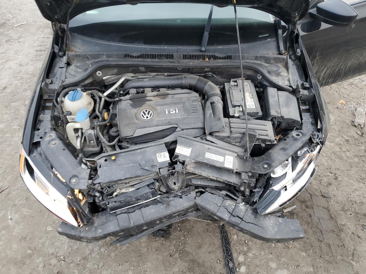 2015 Volkswagen Jetta VIN 3VWB07AJ1FM289689 Copart auction photo, front end / side damage thumbnail 12