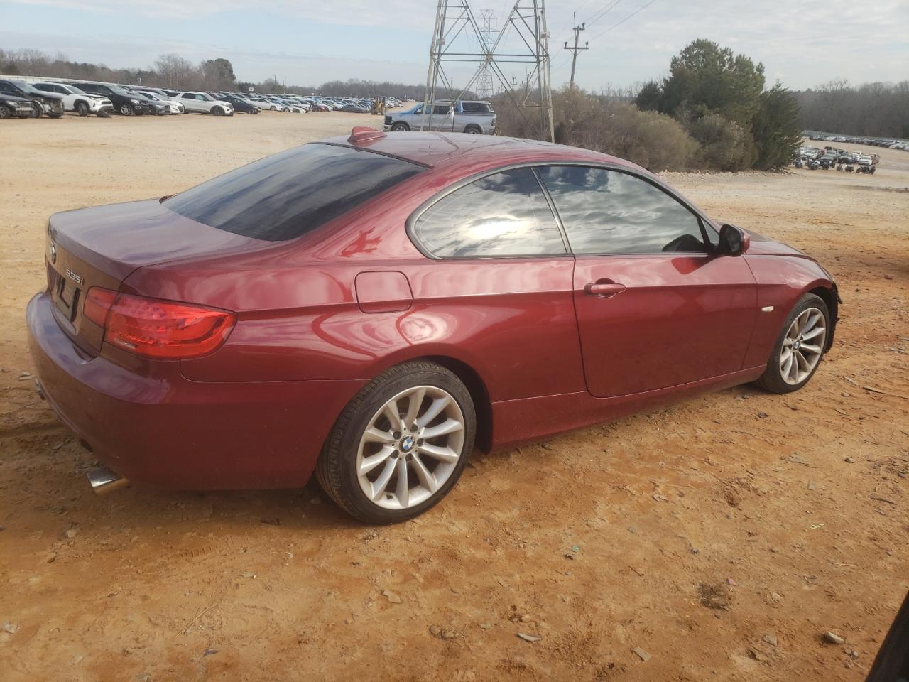 2011 BMW 3er VIN WBAKF9C54BE247382 Copart auction photo, front end damage thumbnail 3