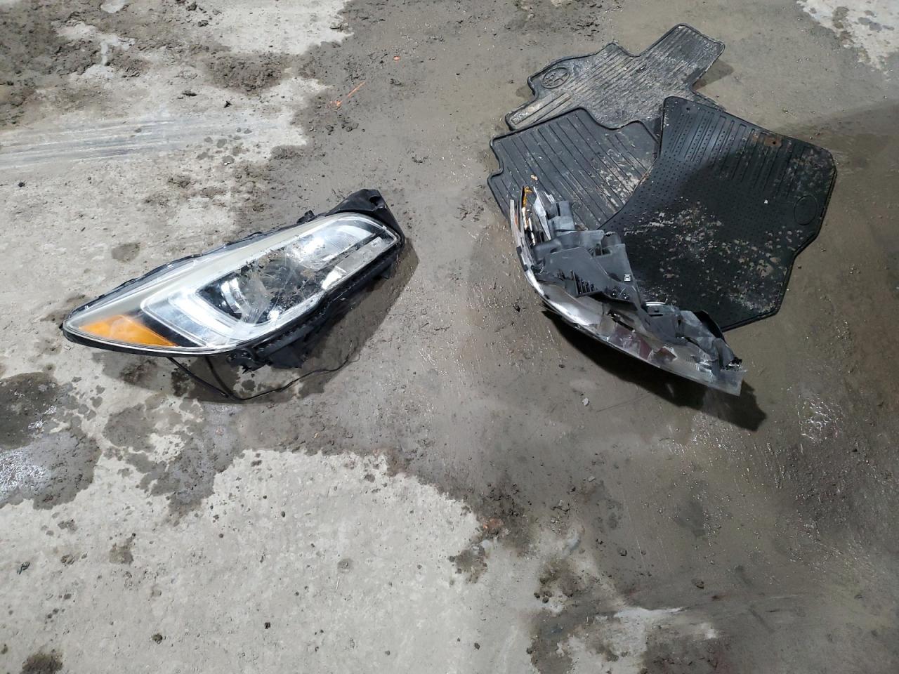 2017 Subaru Outback VIN 4S4BSAAC1H3232646 Copart auction photo, front end / side damage thumbnail 15