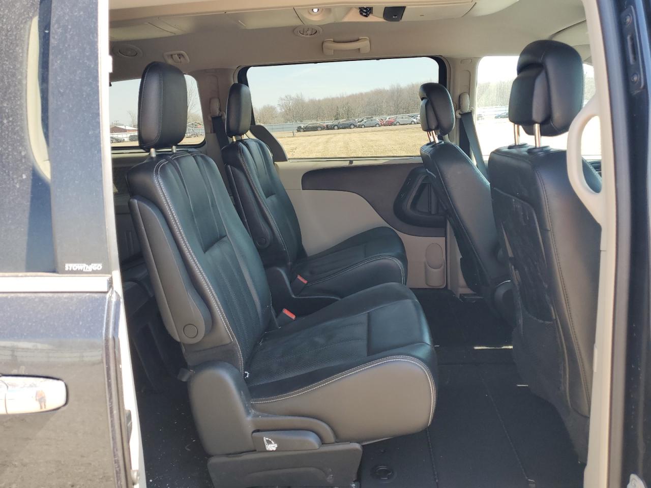 2013 Chrysler Town & Country VIN 2C4RC1CG3DR753689 Copart auction photo, front end damage thumbnail 11