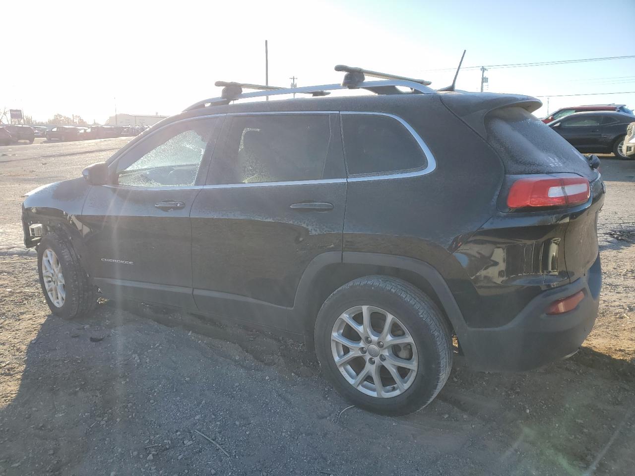 2018 Jeep Grand Cherokee VIN 1C4PJLLB2JD590884 Copart auction photo, frame damage / front end damage thumbnail 2