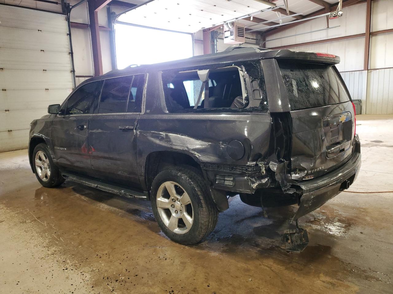 2016 Chevrolet Suburban VIN 1GNSKHKC8GR403407 Copart auction photo, front end / side damage thumbnail 2