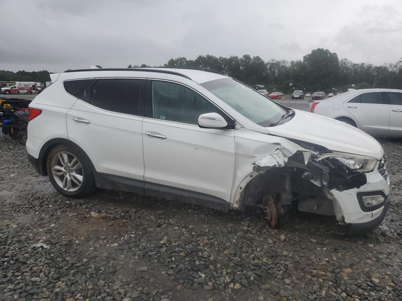 2014 Hyundai Santa Fe VIN 5XYZU3LA9EG189623 Copart auction photo, front end / undercarriage damage thumbnail 4