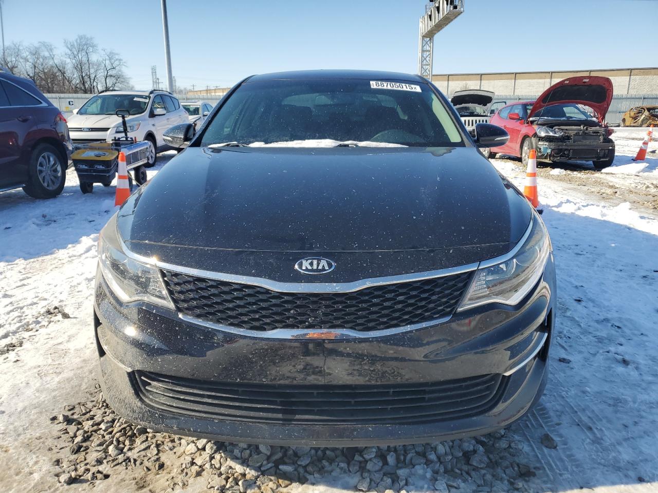 2017 KIA Optima VIN 5XXGT4L31HG152821 Copart auction photo, vandalism damage thumbnail 5