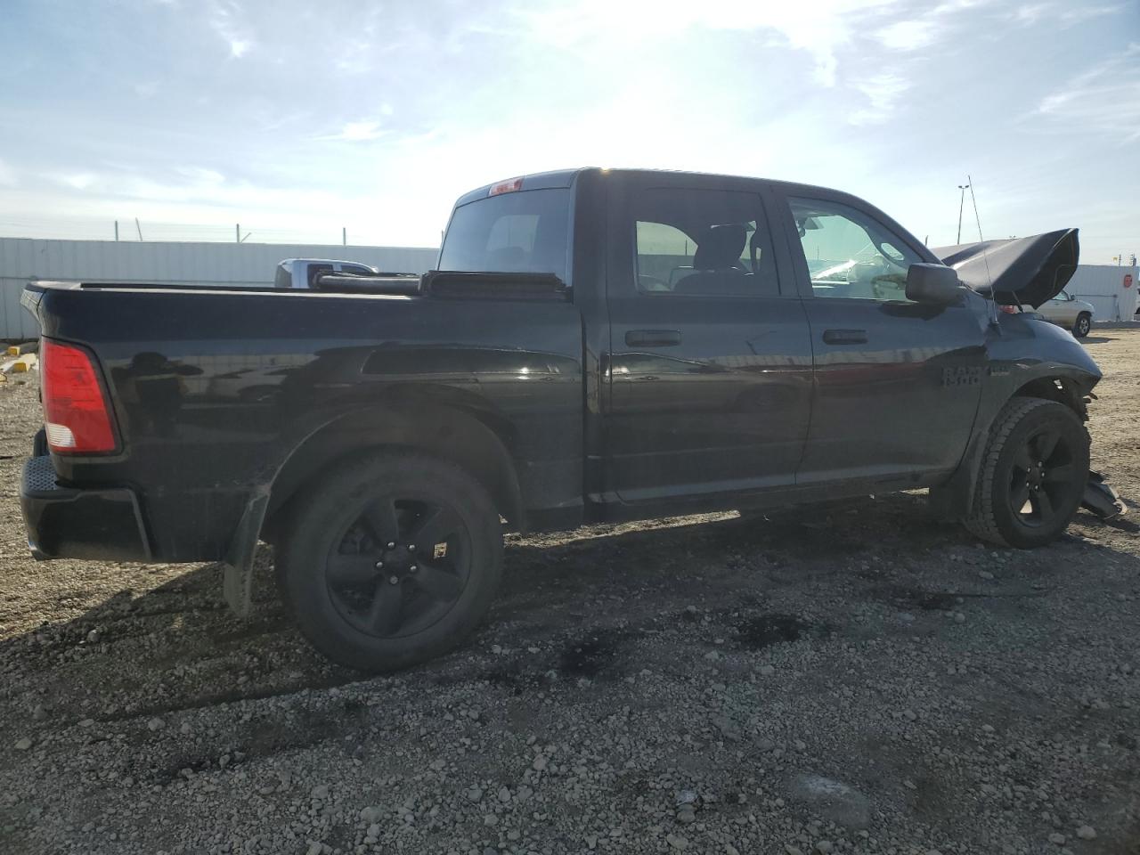 2017 RAM 1500 VIN 3C6RR7KT6HG722116 Copart auction photo, front end / side damage thumbnail 3