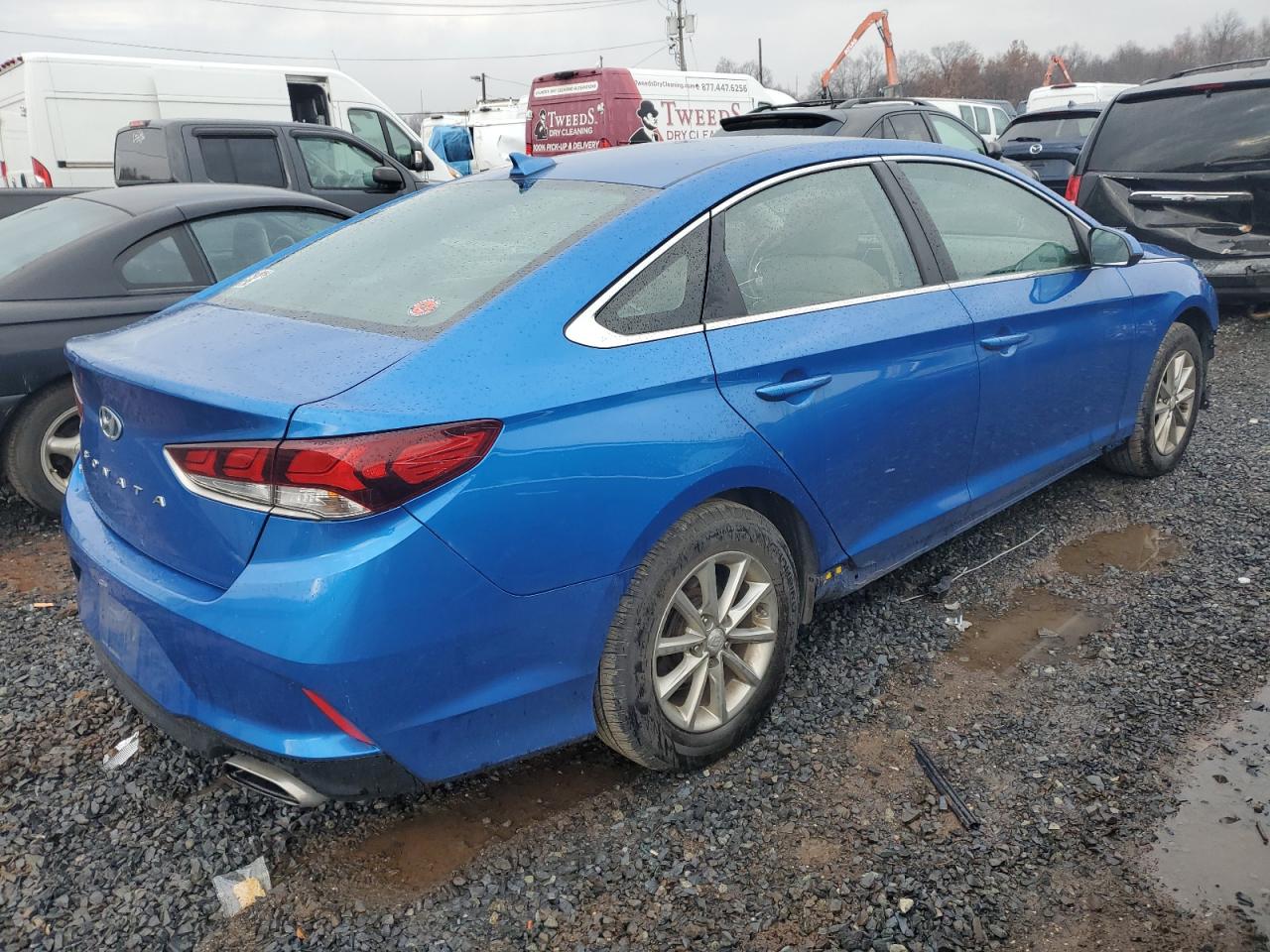 2018 Hyundai Sonata VIN 5NPE24AF6JH691484 Copart auction photo, front end / side damage thumbnail 3