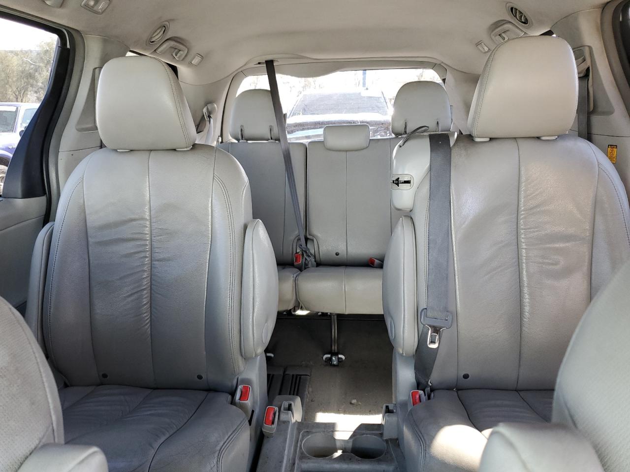 2012 Toyota Sienna VIN 5TDYK3DC7CS234513 Copart auction photo, front end damage thumbnail 10