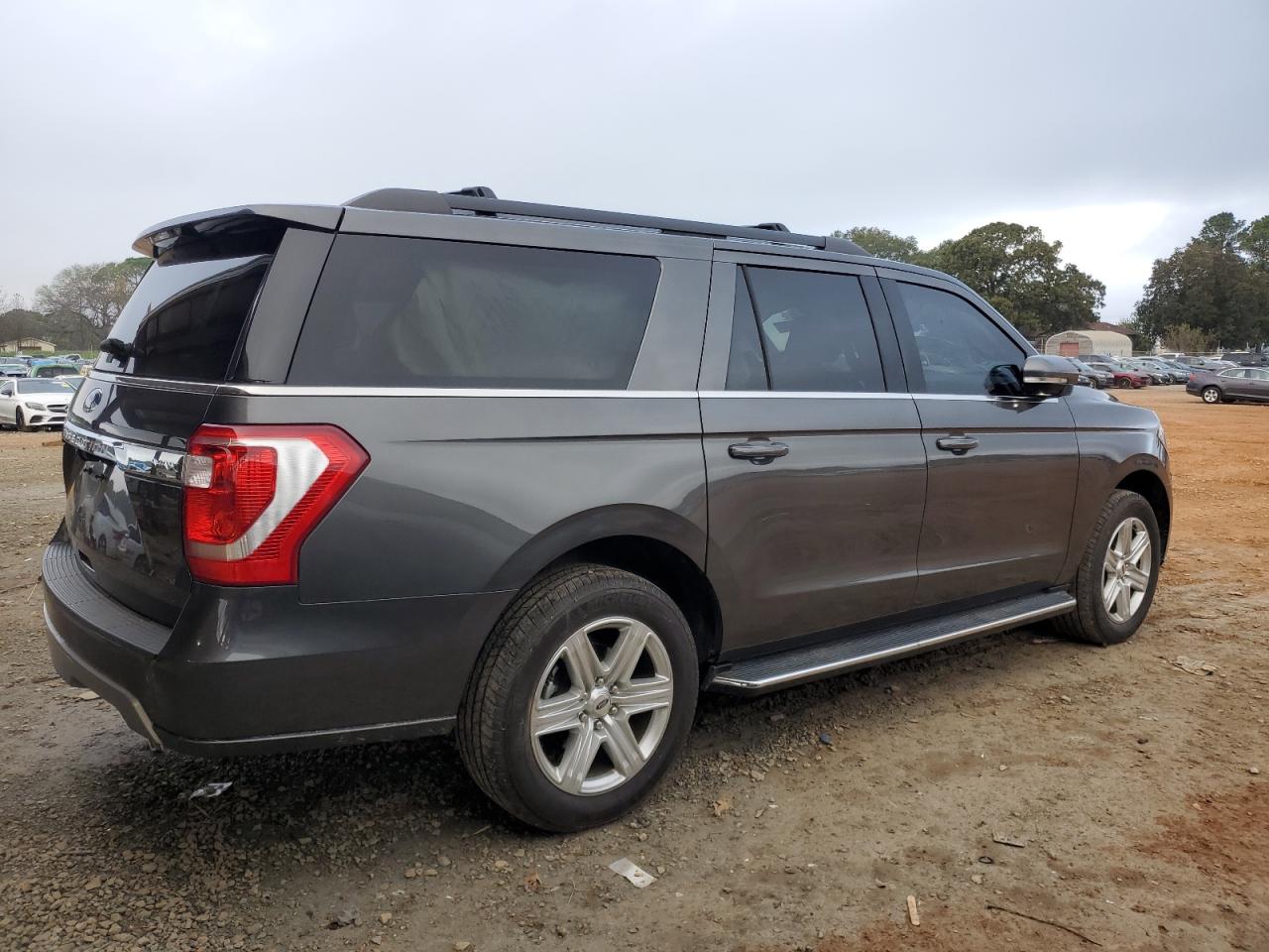 2020 Ford Expedition VIN 1FMJK1HT1LEA50301 Copart auction photo, side damage thumbnail 3