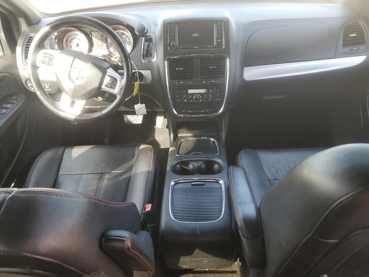 2019 Dodge Caravan VIN 2C4RDGEG7KR513524 Copart auction photo, side / rear end damage thumbnail 8