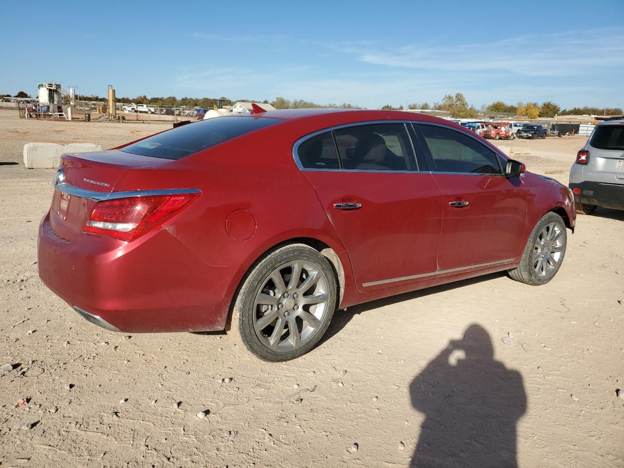 2014 Buick LaCrosse VIN 1G4GD5G38EF250182 Copart auction photo, front end / minor dent/scratches damage thumbnail 3