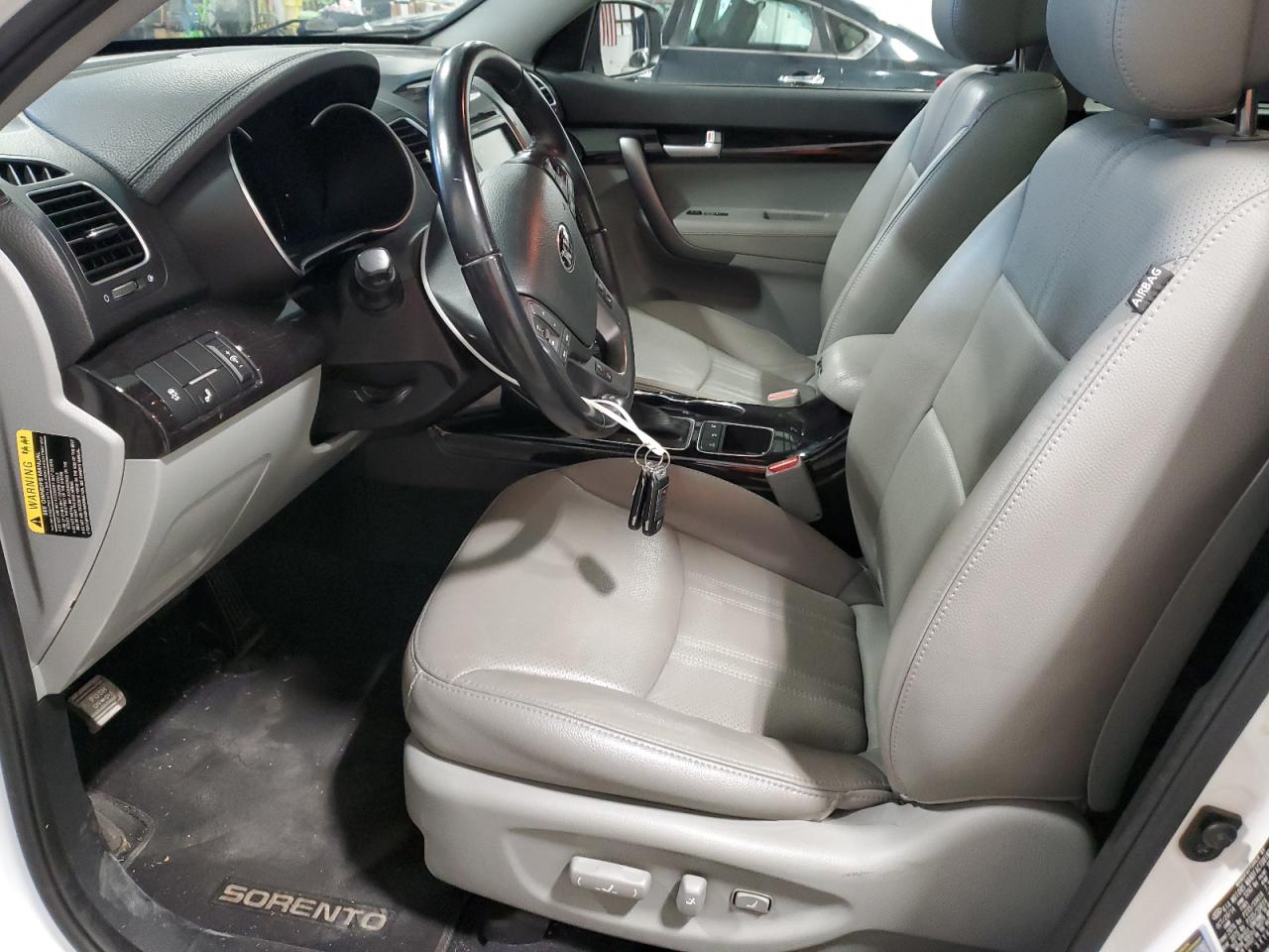 2015 KIA Sorento VIN 5XYKW4A79FG652645 Copart auction photo, minor dent/scratches damage thumbnail 7